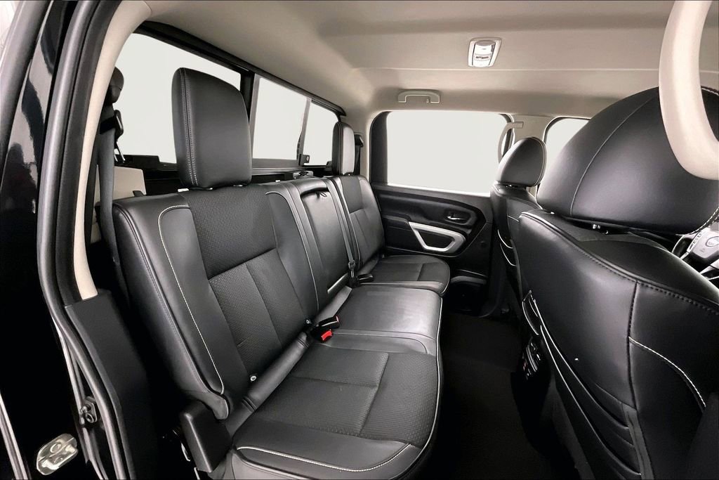 Used 2019 Nissan Titan PRO-4X w/ Pro-4x Utility Package image 22