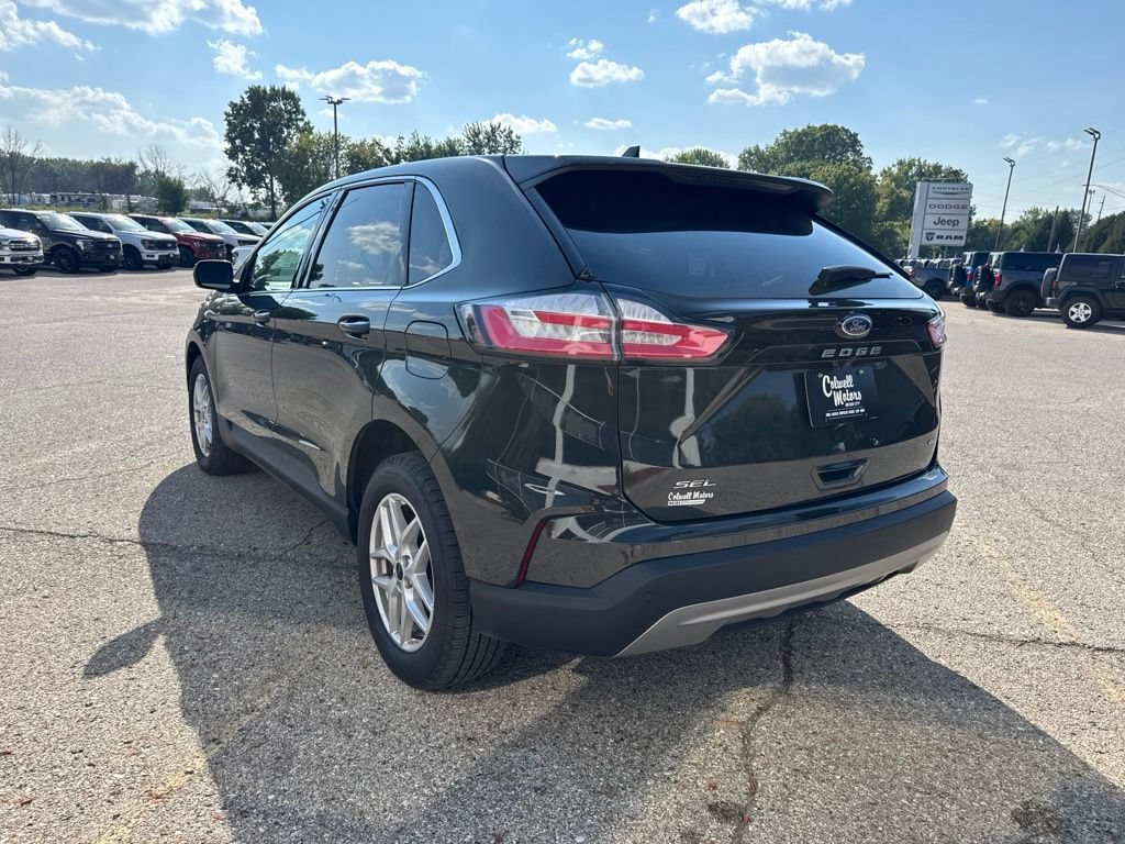 Certified 2024 Ford Edge SEL w/ Convenience Package AWD/4WD image 5