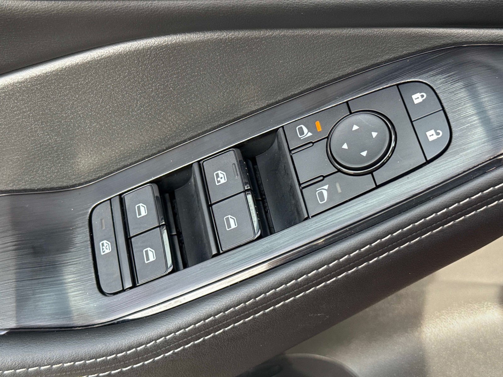 Used 2026 Nissan Rogue SV FWD image 22