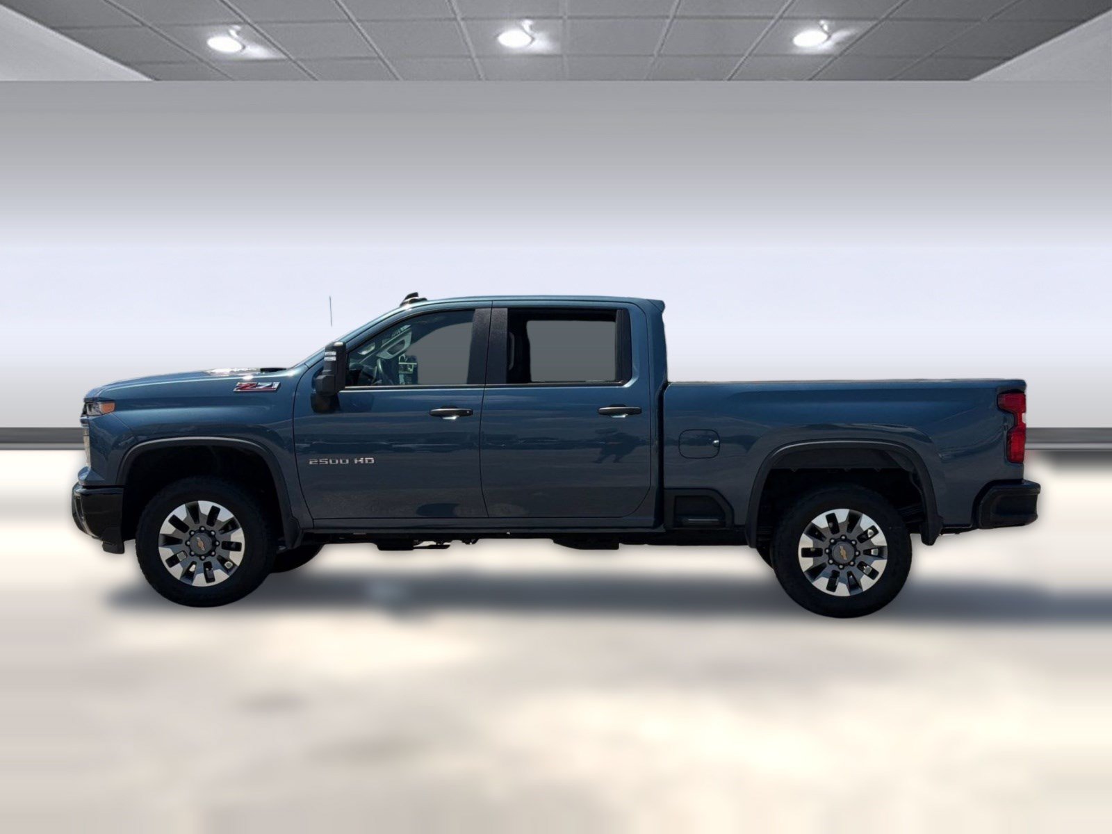 Used 2025 Chevrolet Silverado 2500 Custom w/ Custom Value Package AWD/4WD image 2