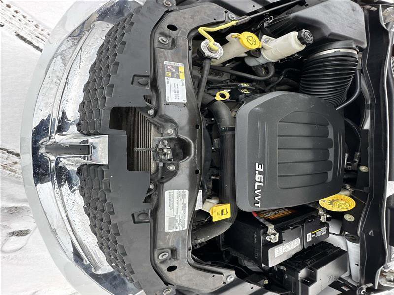 Used 2018 Dodge Grand Caravan SXT image 7