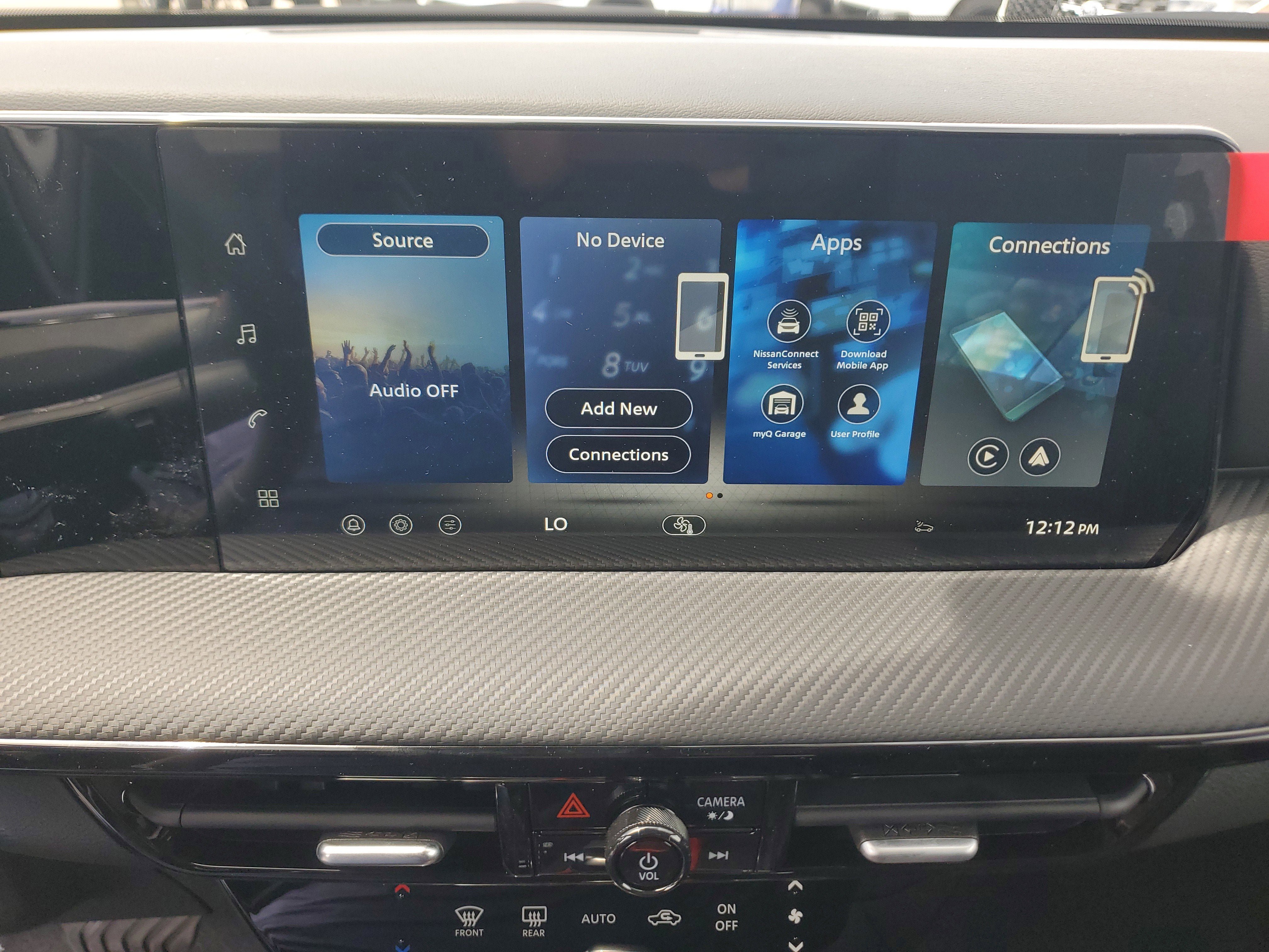 New 2026 Nissan Kicks SR FWD image 16