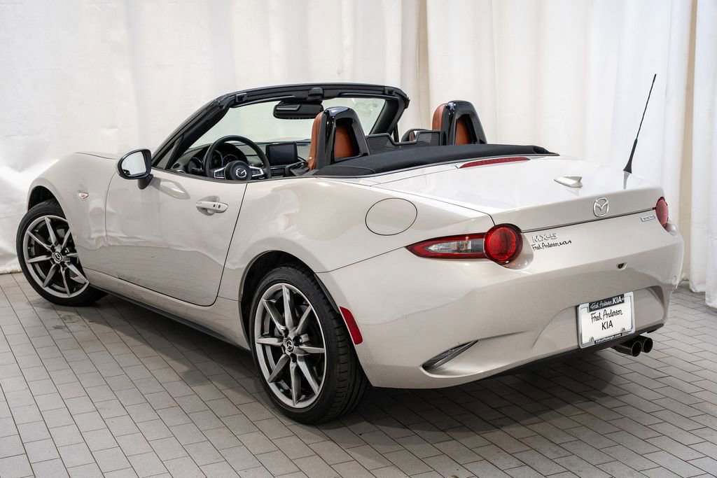 Used 2023 MAZDA MX-5 Miata Grand Touring image 4