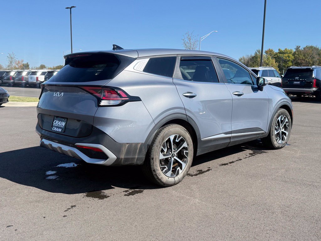 Used 2023 Kia Sportage EX FWD image 5
