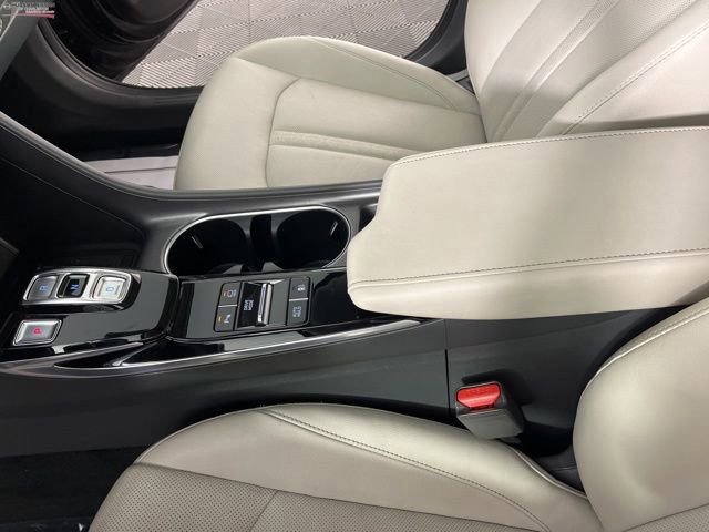 Used 2022 Hyundai Sonata Limited image 35