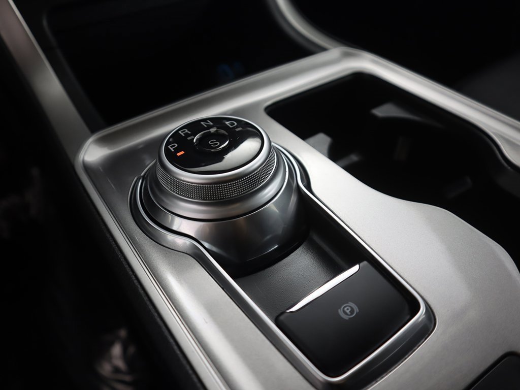 Used 2024 Ford Edge SEL image 49