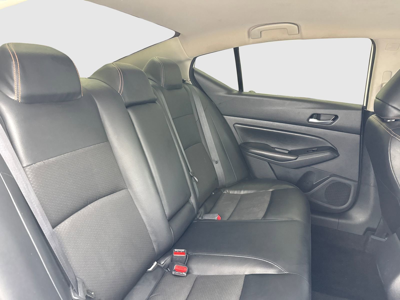 Used 2022 Nissan Altima 2.5 SR FWD image 43