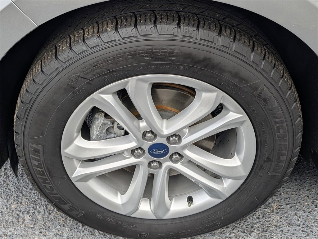 Used 2020 Ford Edge SEL w/ Convenience Package image 29