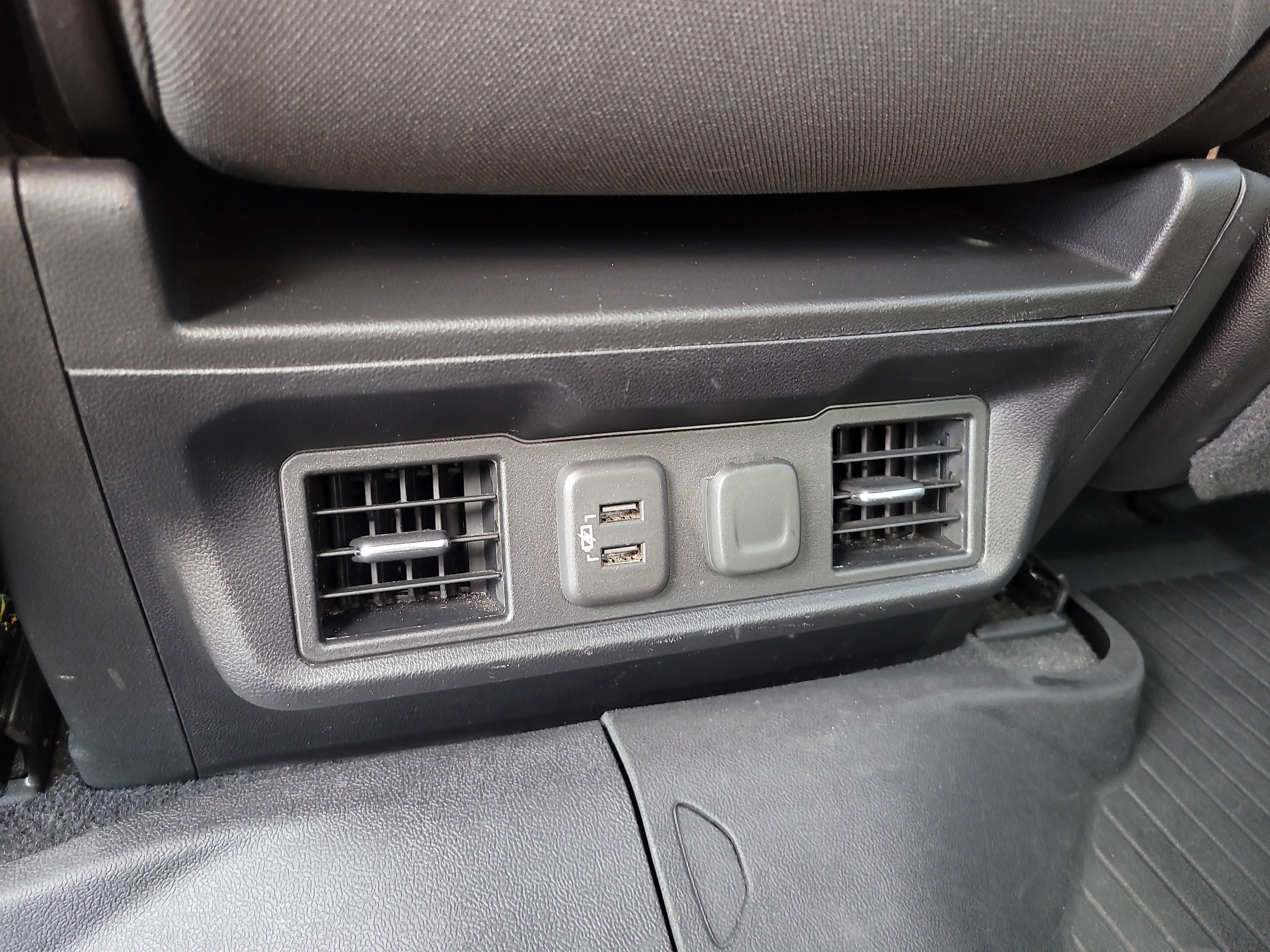 Used 2021 Chevrolet Silverado 1500 RST image 14