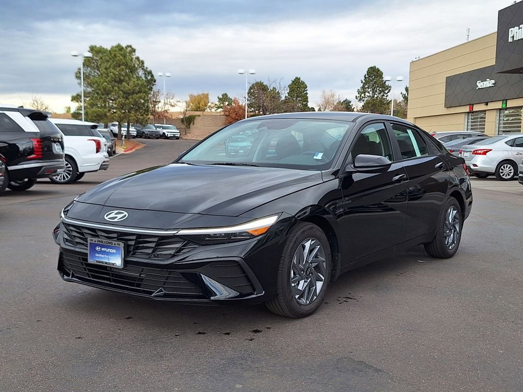 Used 2024 Hyundai Elantra SEL image 7