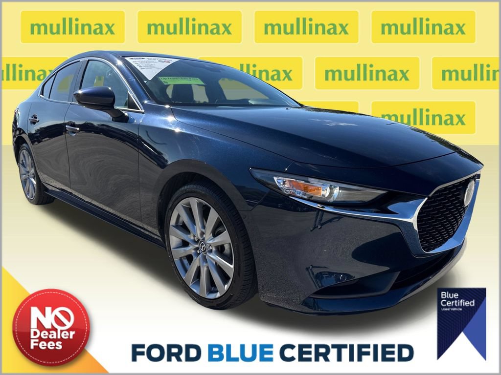 Used 2023 MAZDA MAZDA3 s FWD image 1