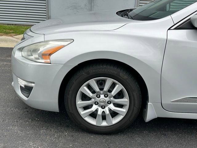 Used 2015 Nissan Altima 2.5 S w/ Power Driver Seat Package FWD image 8