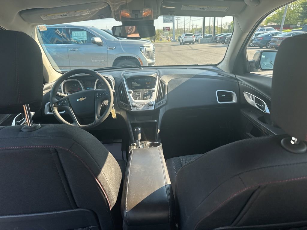Used 2017 Chevrolet Equinox LS image 10