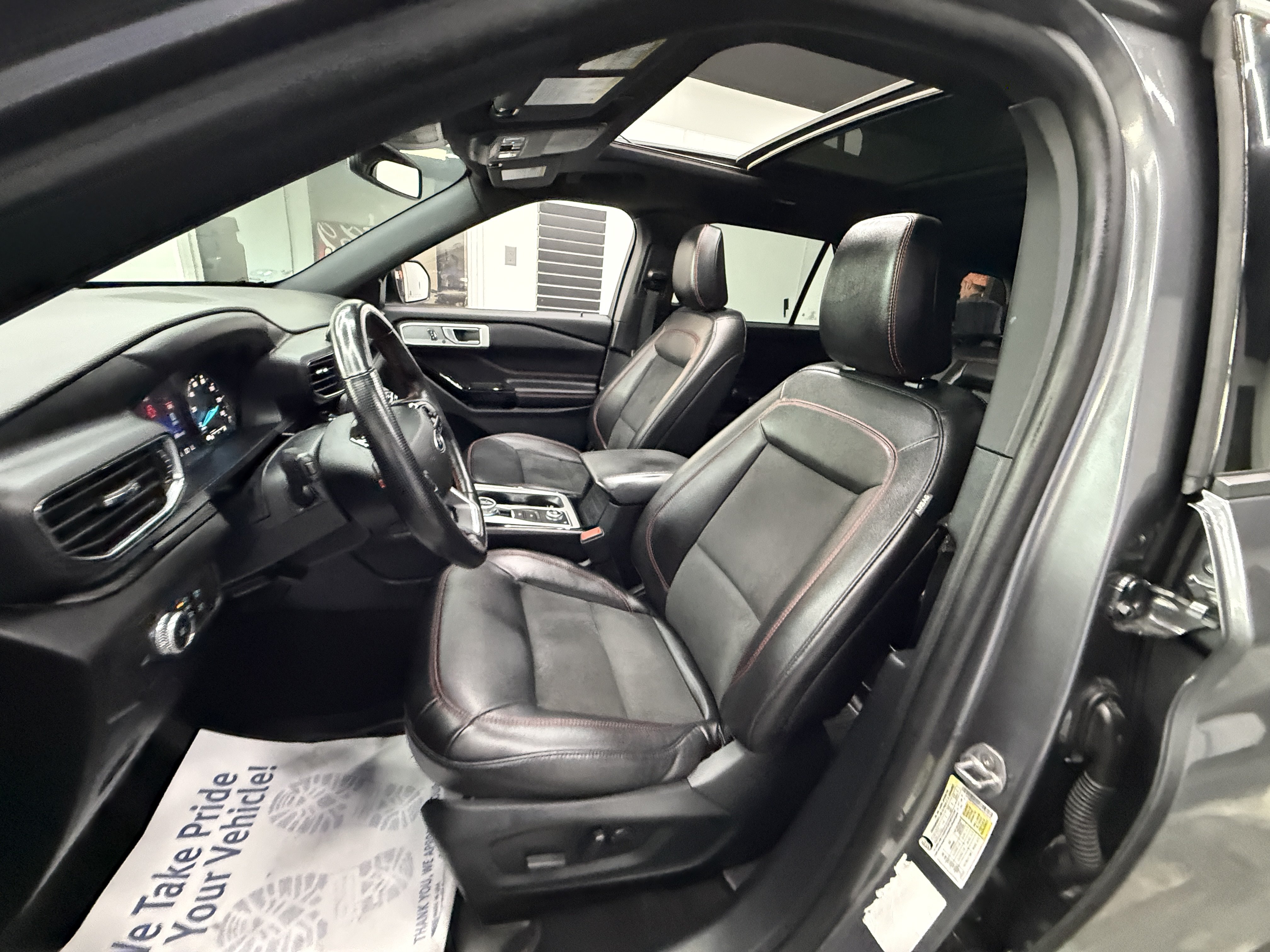 Used 2022 Ford Explorer ST-Line AWD/4WD image 10