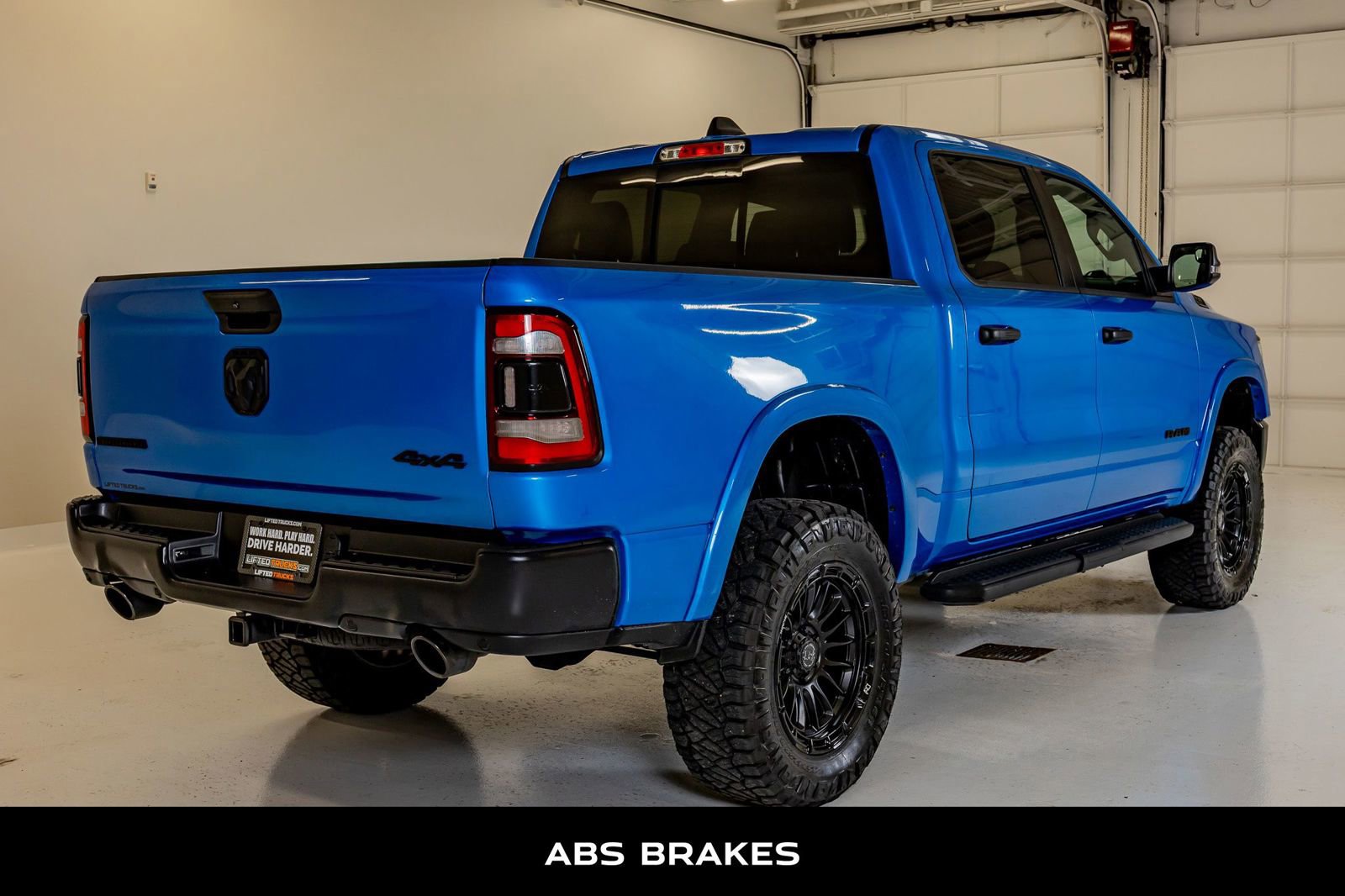Used 2023 RAM 1500 Big Horn AWD/4WD image 10