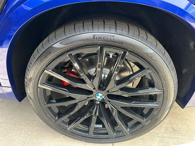 New 2026 BMW X5 M60i AWD/4WD image 8