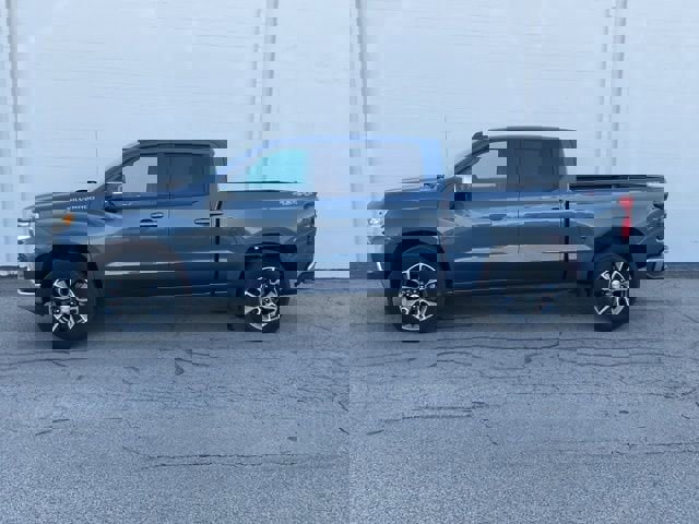 Used 2024 Chevrolet Silverado 1500 LT image 37