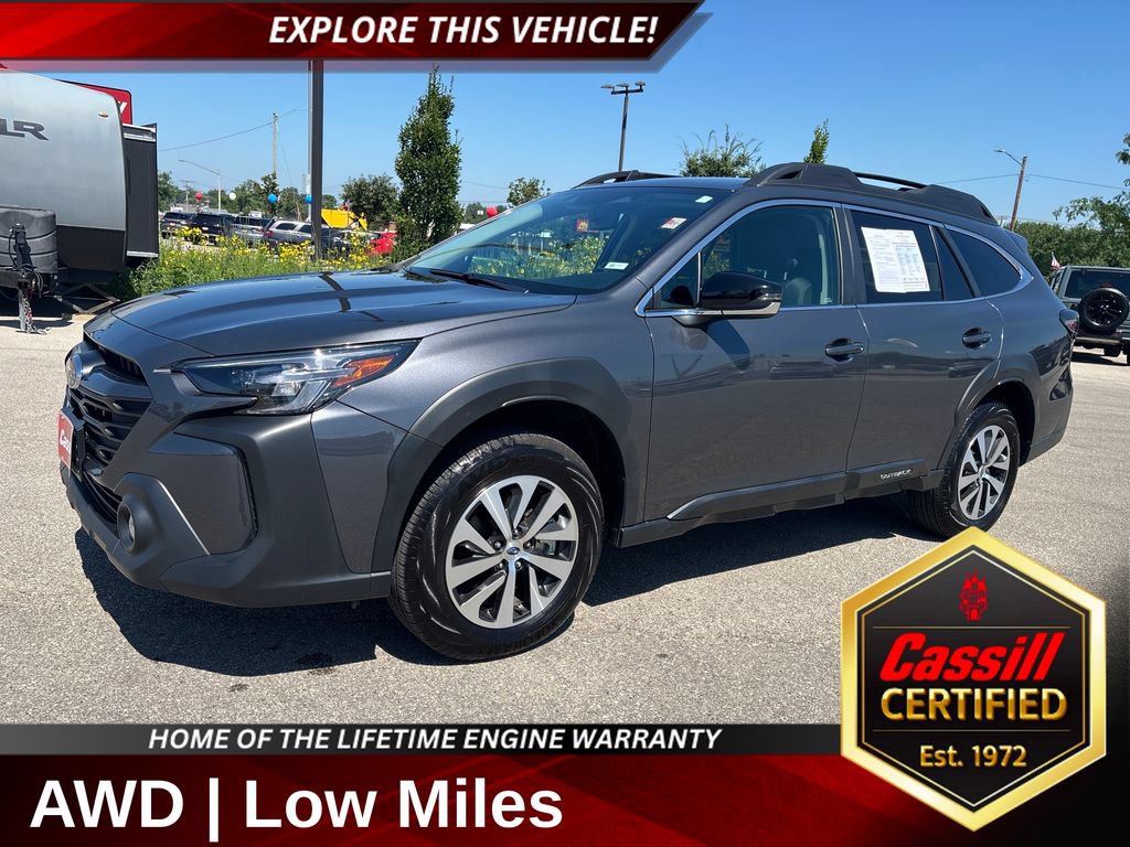 Used 2025 Subaru Outback Premium AWD/4WD image 1