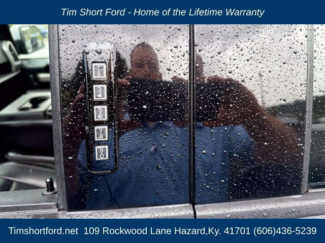 Used 2019 Ford F150 Lariat w/ Equipment Group 501A Mid AWD/4WD image 18