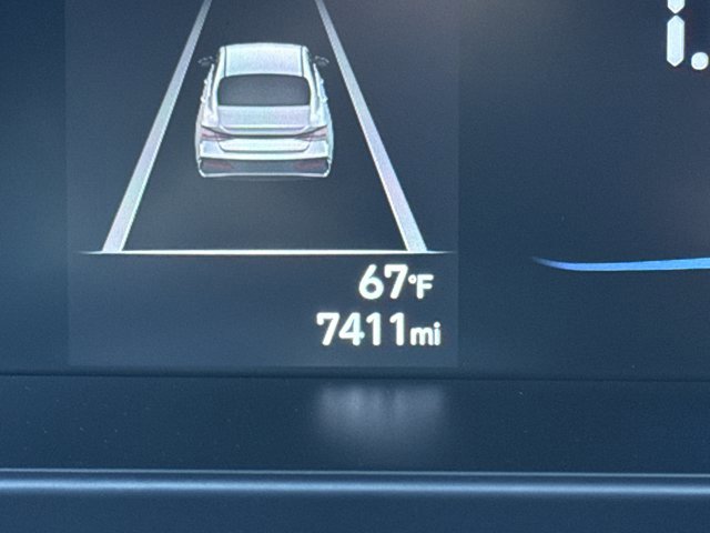 Used 2025 Hyundai Elantra Sport image 15