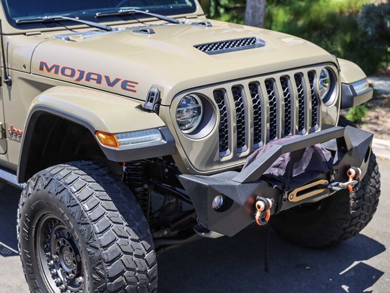 Used 2020 Jeep Gladiator Mojave w/ LED Lighting Group AWD/4WD image 9