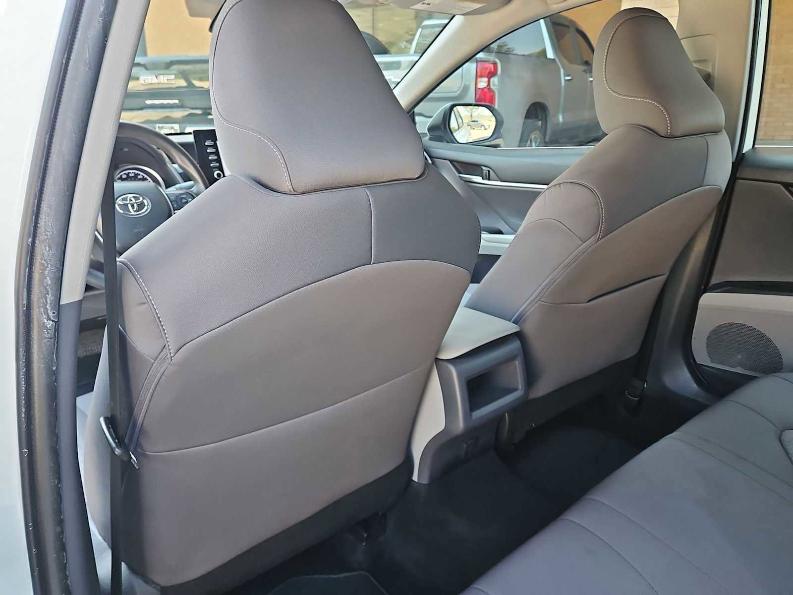 Used 2022 Toyota Camry LE image 19