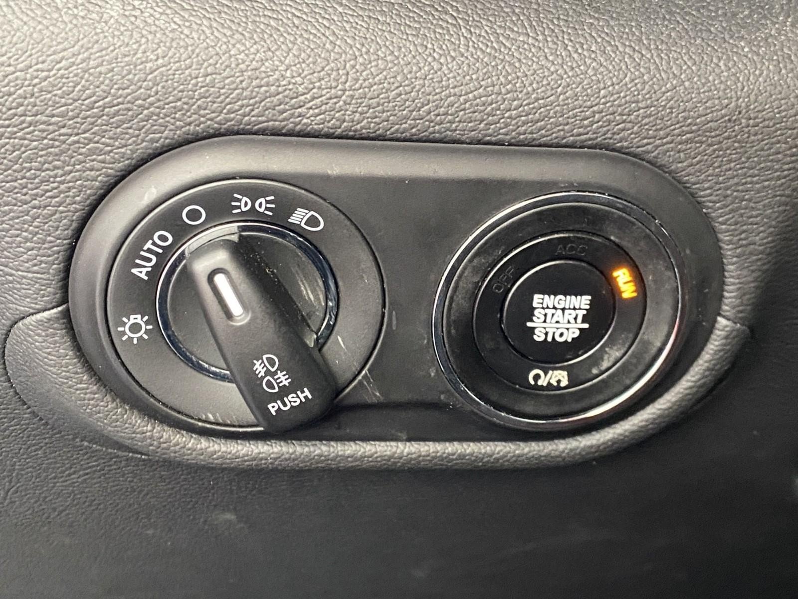 Used 2020 Maserati Levante AWD/4WD image 22