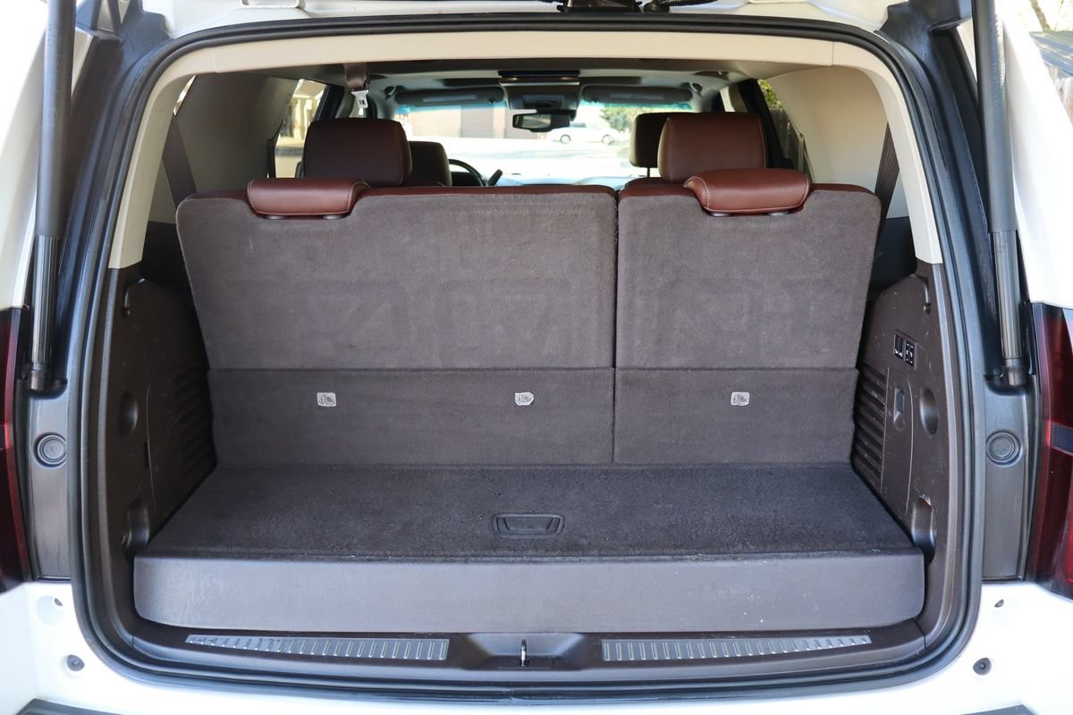Used 2018 Chevrolet Tahoe Premier AWD/4WD image 14