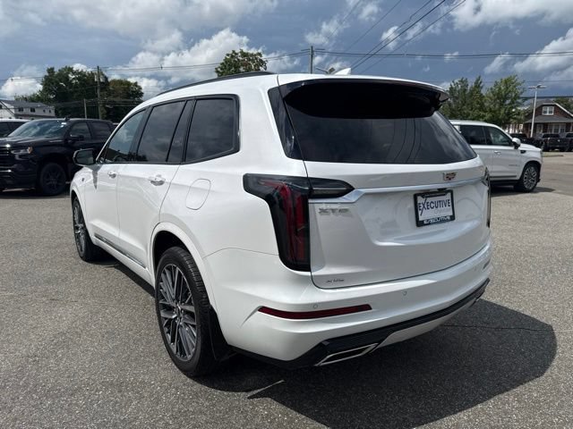 Used 2025 Cadillac XT6 Sport w/ LPO, Floor Liner Package AWD/4WD image 8