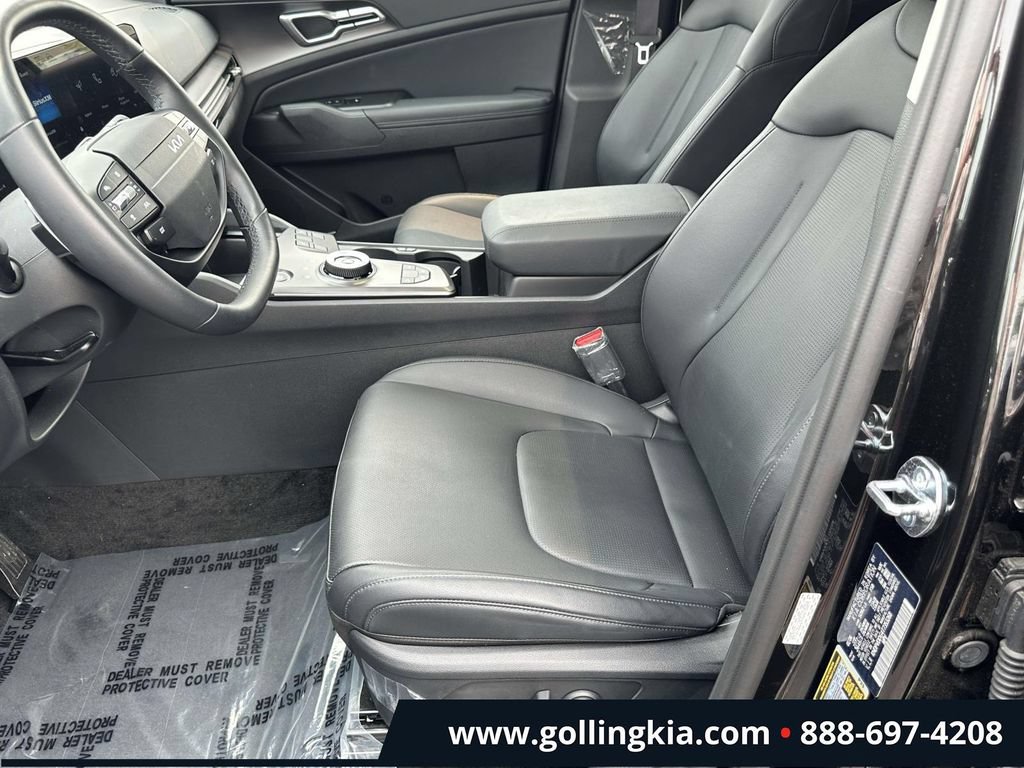 Certified 2026 Kia Sportage EX w/ EX Panoramic Sunroof Package AWD/4WD image 17