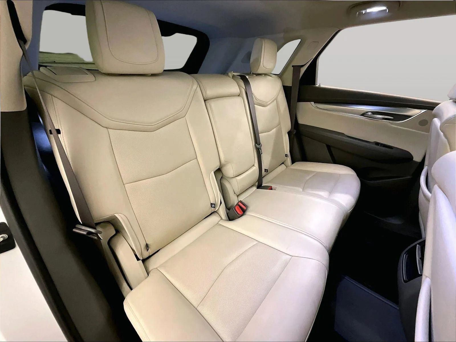 Used 2019 Cadillac XT5 Luxury FWD image 27