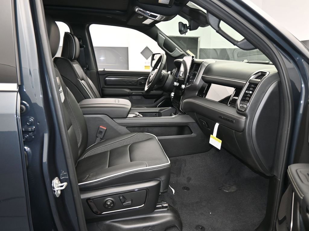 Used 2026 RAM 1500 Limited AWD/4WD image 44