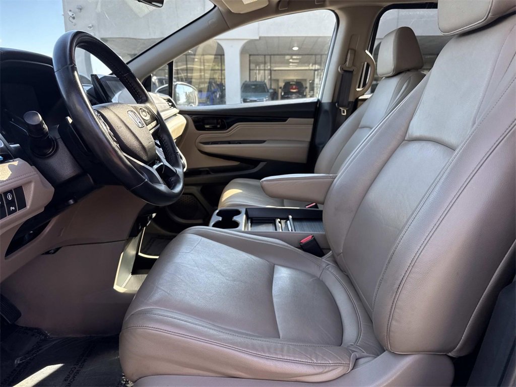 Used 2023 Honda Odyssey Touring image 35