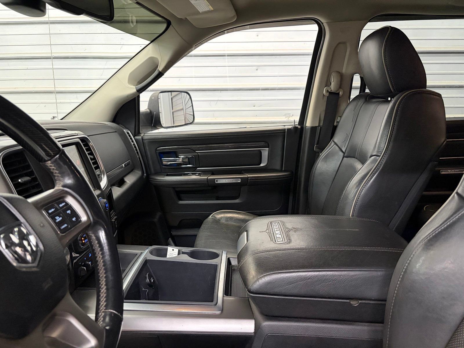 Used 2014 RAM 1500 Limited AWD/4WD image 21