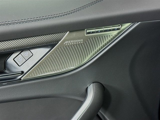 New 2026 Jaguar F-PACE SVR image 21