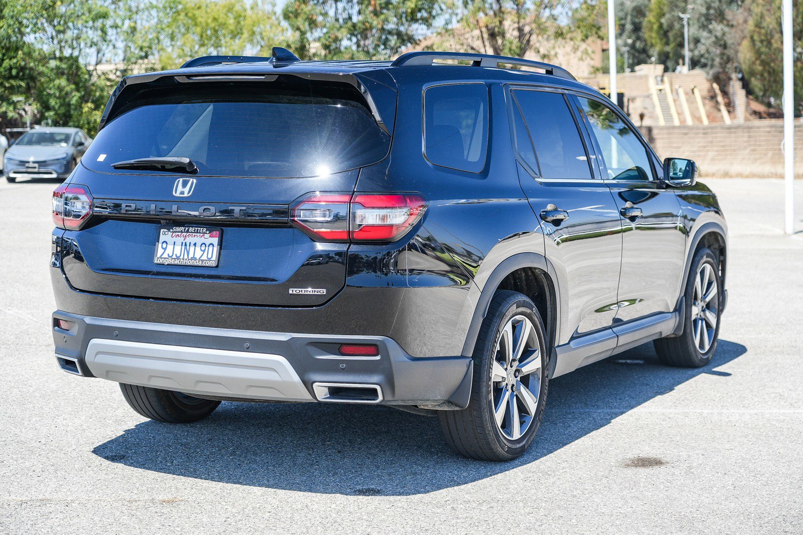 Certified 2024 Honda Pilot Touring image 9