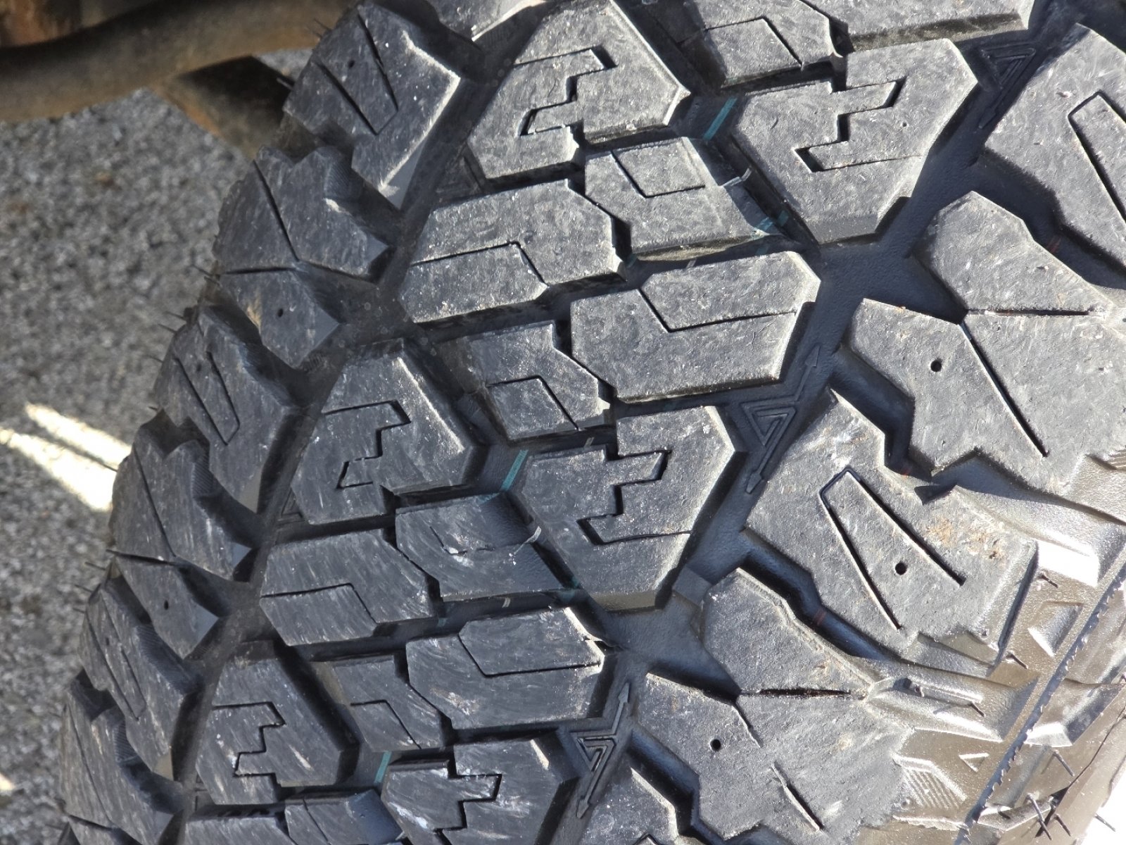 Used 2018 GMC Sierra 1500 SLT w/ SLT Premium Package image 12