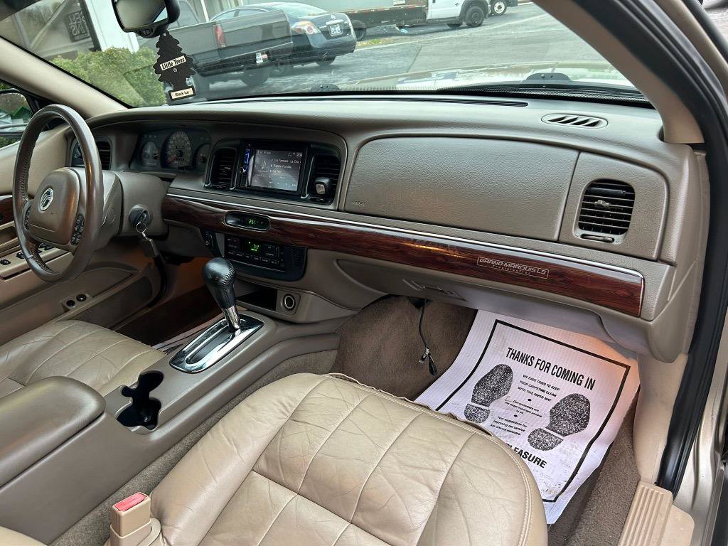 Used 2003 Mercury Grand Marquis LSE RWD image 17