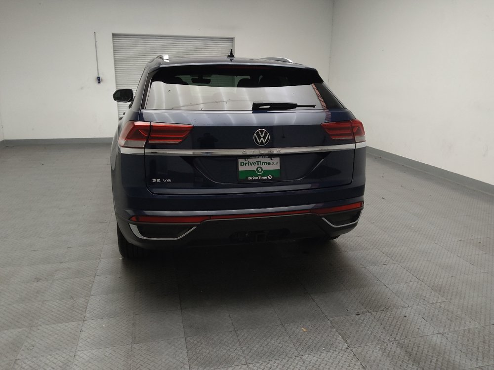Used 2022 Volkswagen Atlas Cross Sport SE FWD image 6