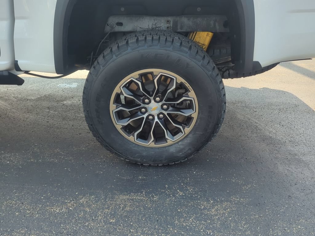 Used 2022 Chevrolet Colorado ZR2 AWD/4WD image 14