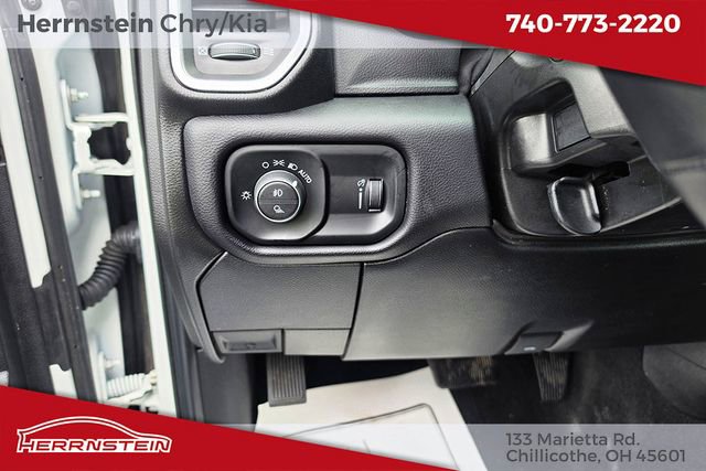 Used 2024 RAM 3500 Big Horn AWD/4WD image 16