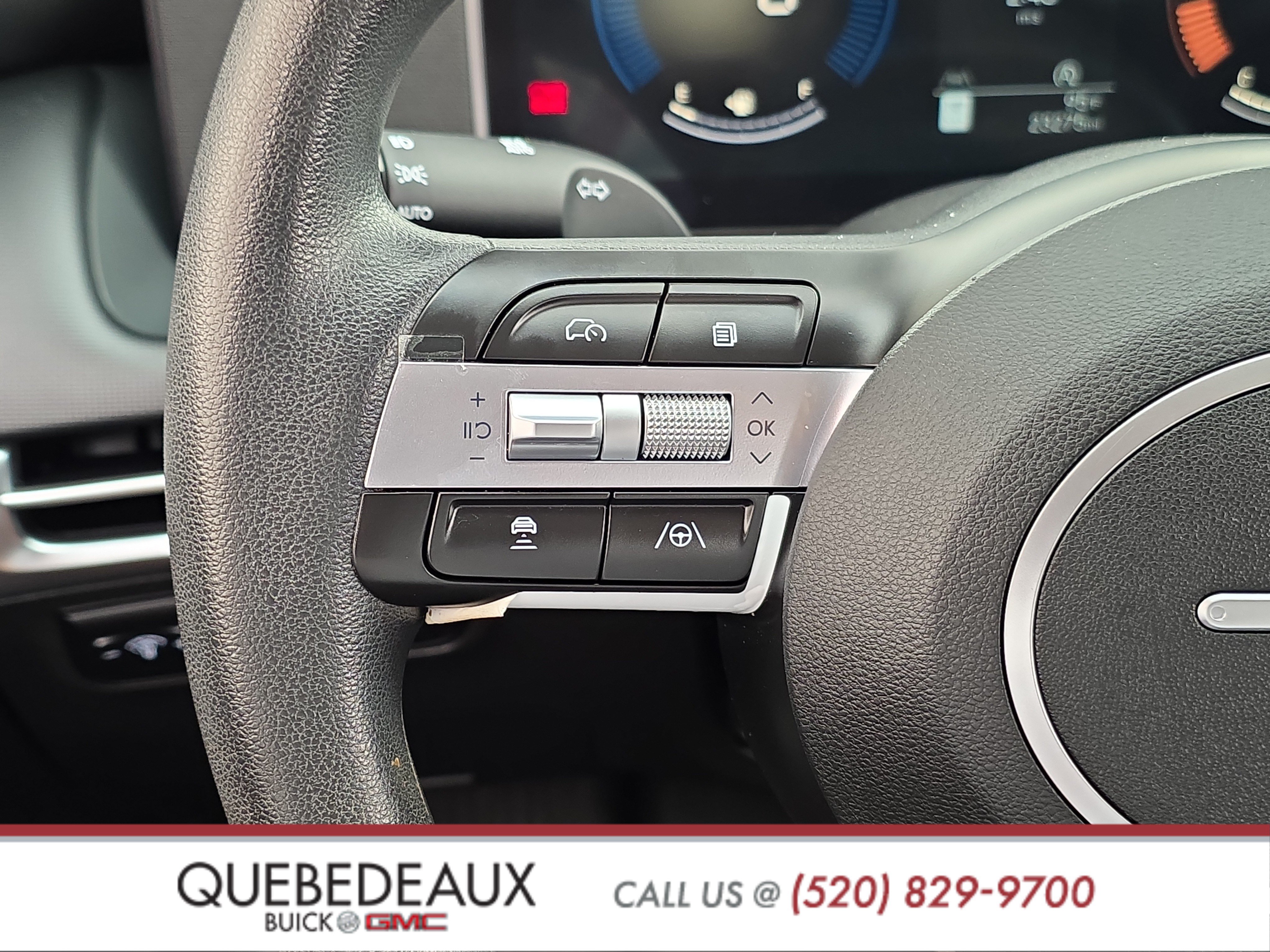 Used 2025 Hyundai Tucson SEL AWD/4WD image 14