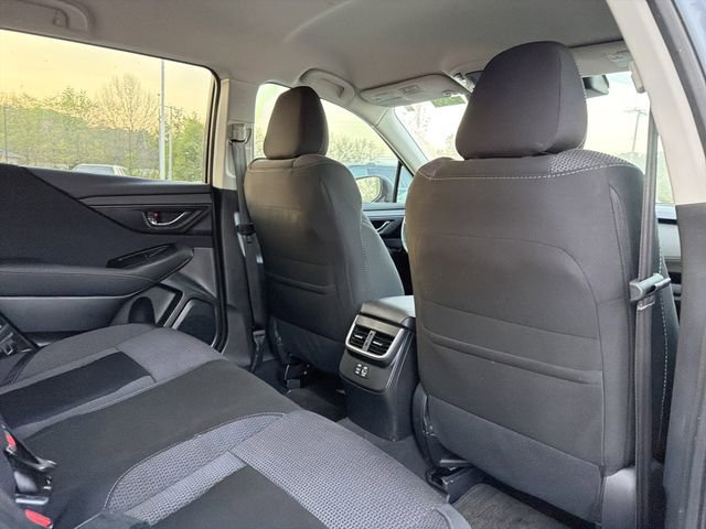 Used 2025 Subaru Outback Premium w/ Popular Package #1 image 17