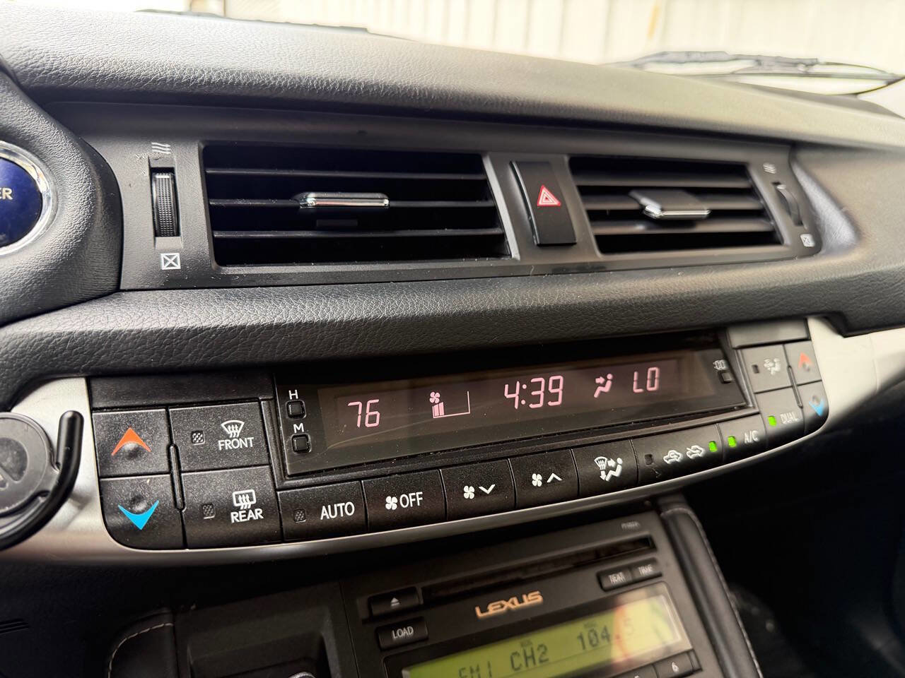 Used 2011 Lexus CT 200h Premium w/ Premium Audio Pkg FWD image 20