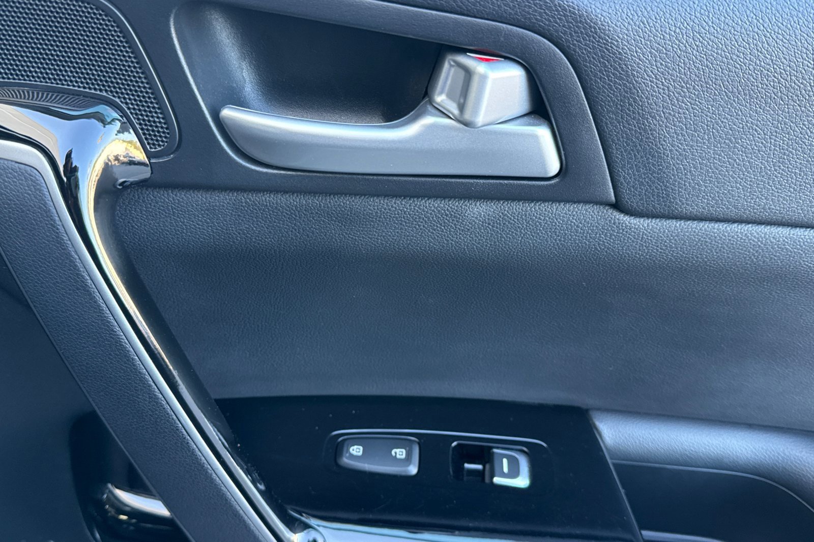 Used 2021 Kia Sportage EX image 23