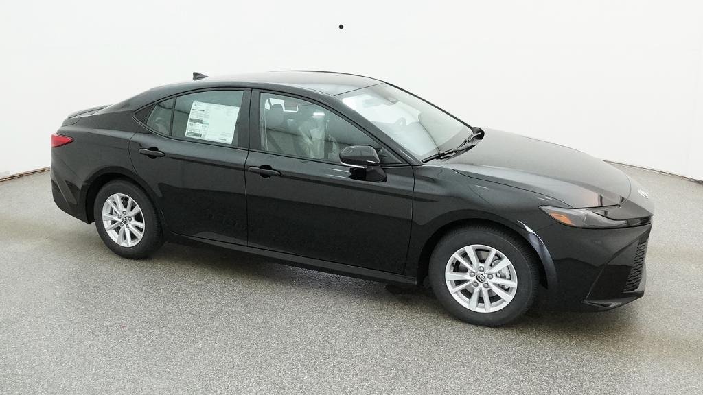 New 2026 Toyota Camry Hybrid FWD image 12