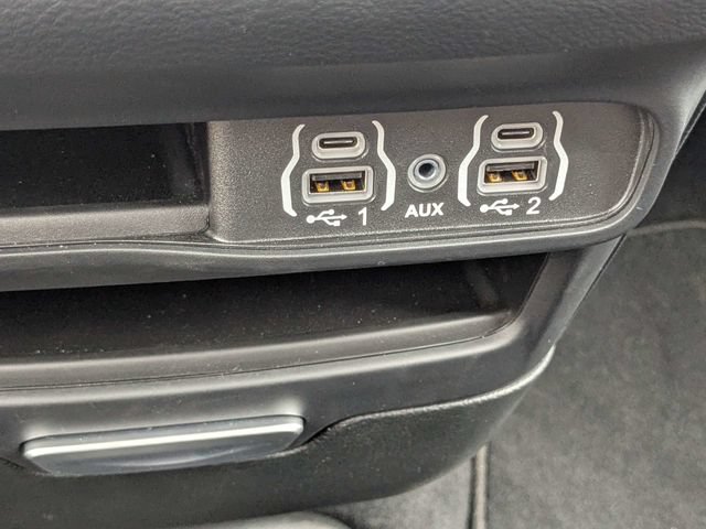 New 2025 Chrysler Voyager LX FWD image 23