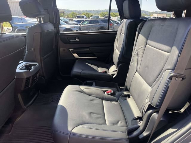 Used 2025 Toyota Sequoia Platinum AWD/4WD image 13
