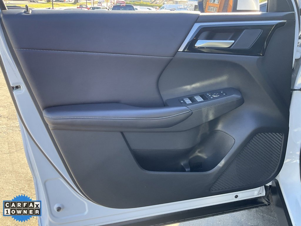 Used 2023 Mitsubishi Outlander SE image 24