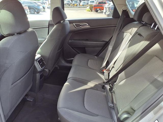 Used 2024 Kia Sportage LX AWD/4WD image 18